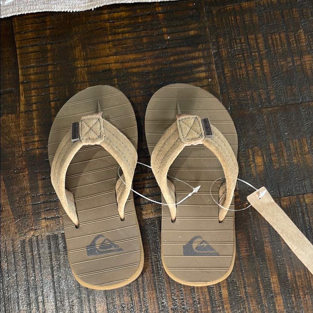 Quiksilver Brown Flip Flops Casual Sandals